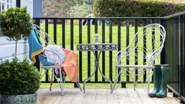 APH Lodges Garden Cottage Exterior Seats 1