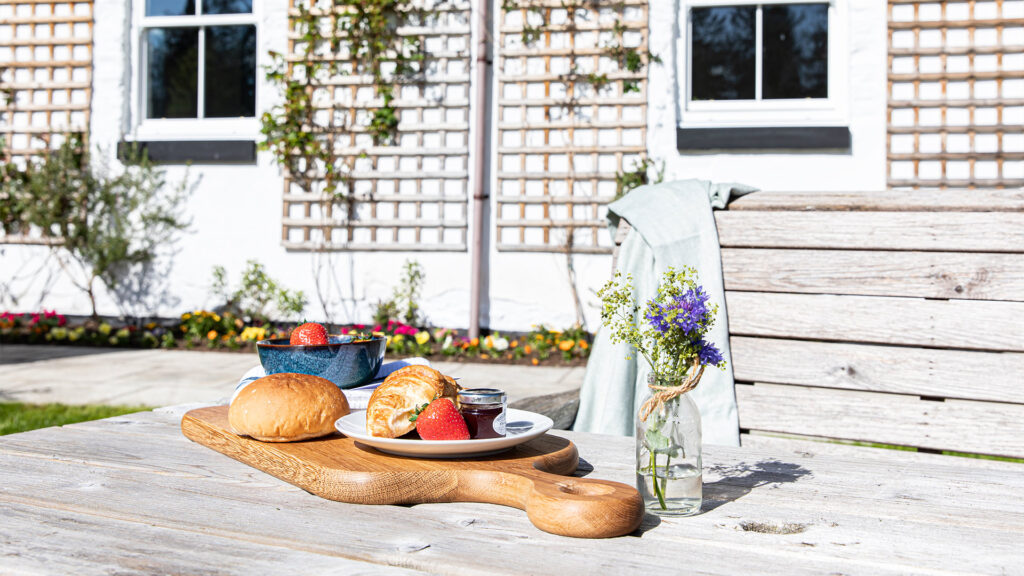 Sweet Pea Cottage Outside Table Barbara Smok